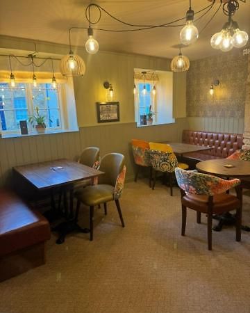 Britannia Inn Sherborne  Buitenkant foto